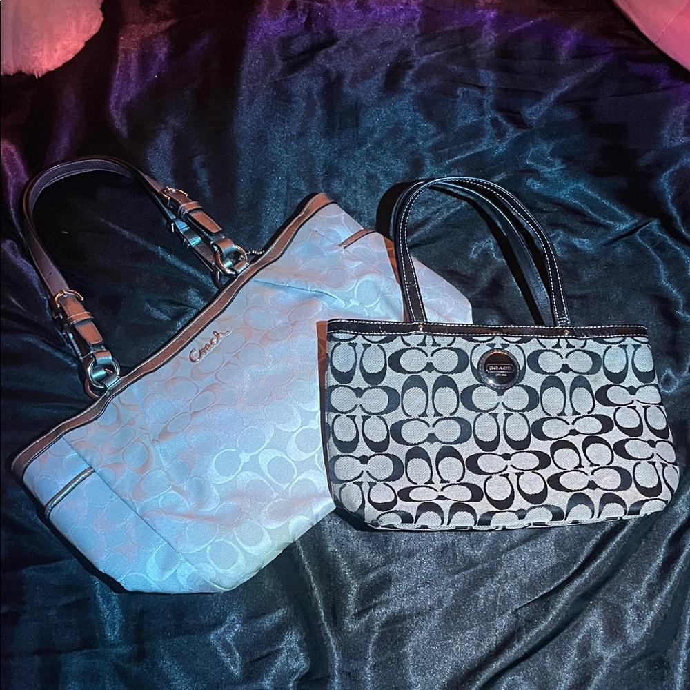 Coach Women's gray and Black Shoulder Bags